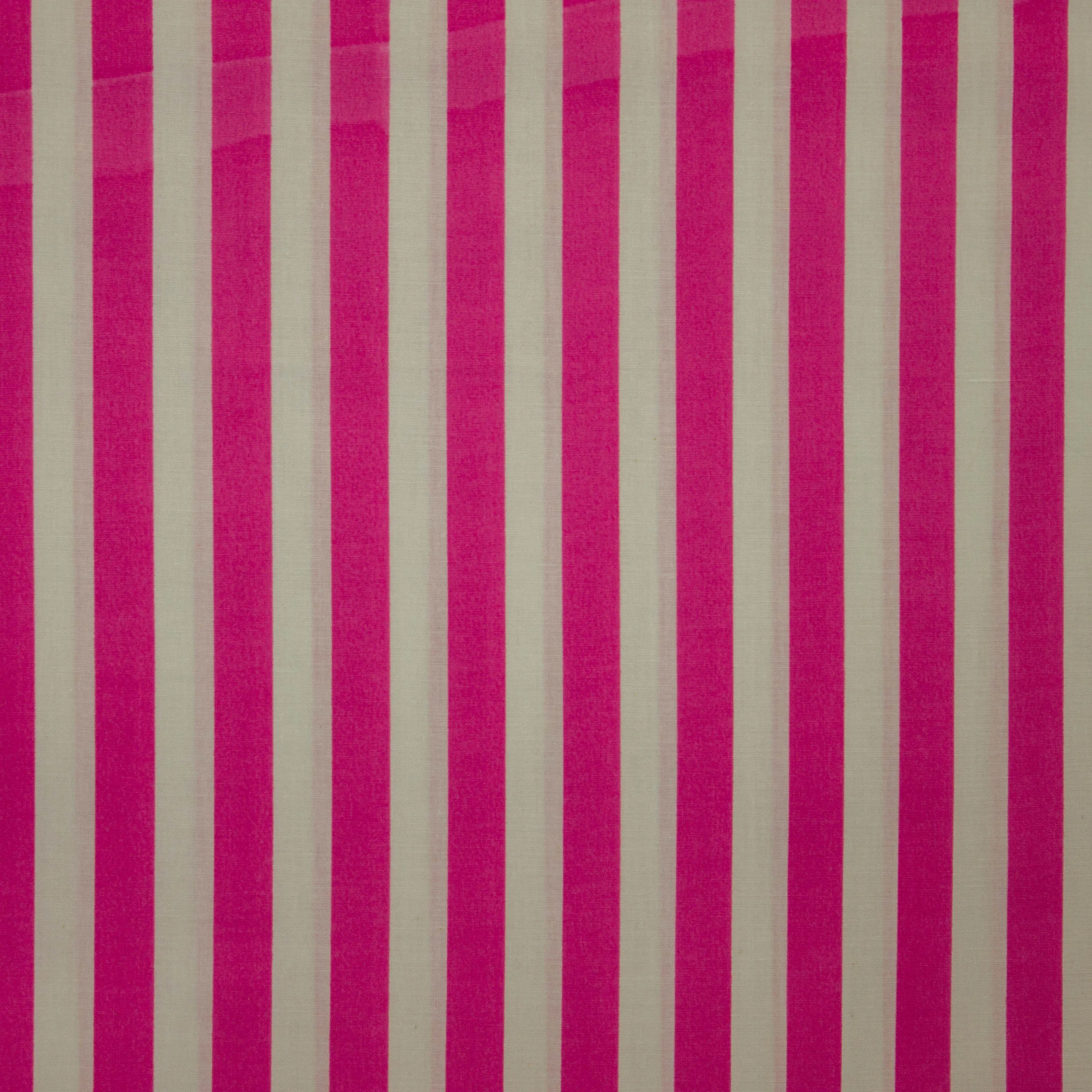 Katoen wit met roze strepen